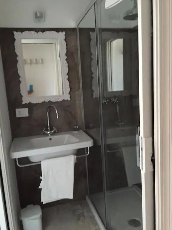 Hotel A Casa Di Lu Na Bologna