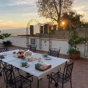 Le Petit Palais - Bed & Breakfast Naples